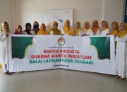 Gelar Baksos, DWP BLK Kendari Berbagi Sembako di Panti Asuhan