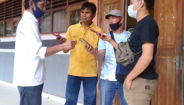 Seorang Guru di SMKN 2 Kendari Diberhentikan Kepala Sekolah, Diduga Hal Ini Penyebabnya