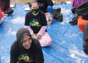 Meriahkan HUT RI, ASR Kendari Gelar Lomba Estafet Tepung Untuk Emak-emak