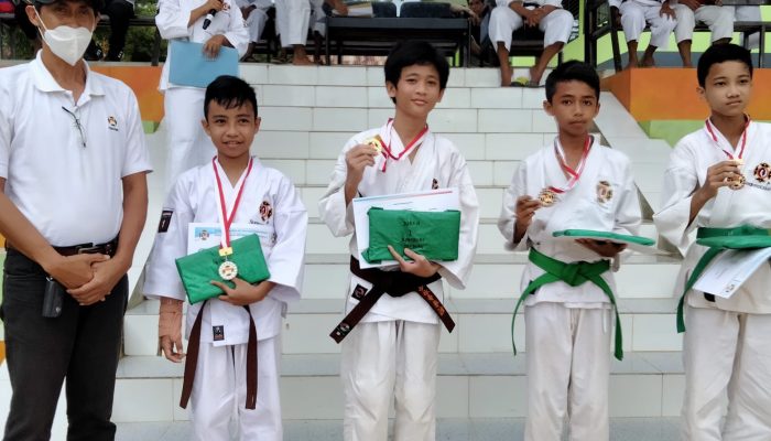 Peringati HUT ke-21, Perkemi Dojo SMA 7 Kendari Gelar Kejurdo