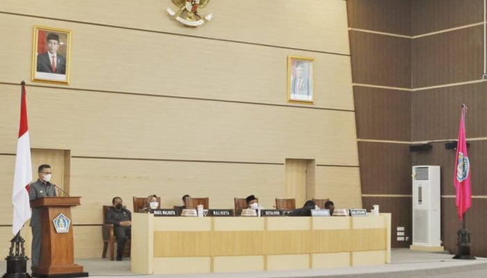 Wali Kota Kendari serahkan Rancangan Perubahan KUA-PPAS 2021 ke DPRD