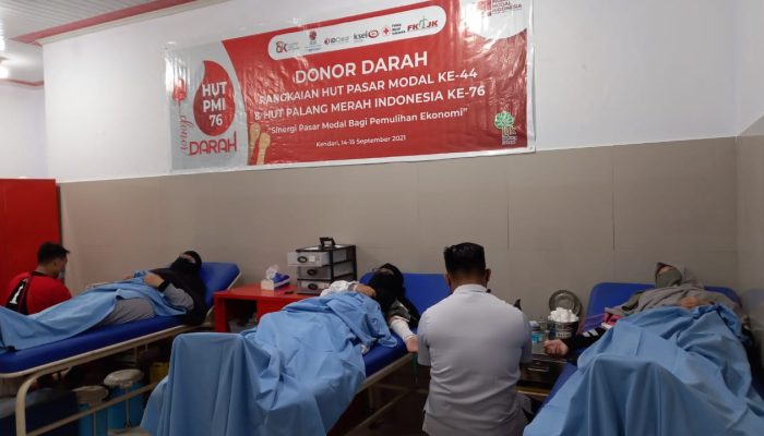Bantu Penuhi Stok di UTD PMI Sultra, Donor Darah HUT Pasar Modal Target 350 Kantong Darah