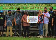 ASR dan Gerindra Sultra Bantu Pembangunan Masjid Nurul Falah Toronipa Rp10 Juta