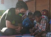 Di Konawe Selatan, ASR Bersama SIC Ngajar Anak Pesisir