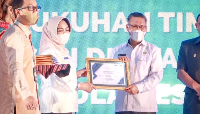 Sukses Dorong Percepatan Digitalisasi Daerah, Pemkot Kendari Raih Dua Penghargaan