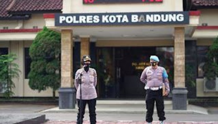 Polisi Tetapkan Pemilik Pesantren di Bandung jadi tersangka pencabulan tiga santri