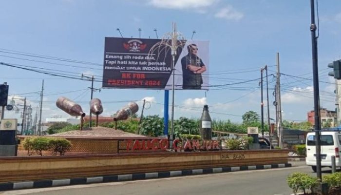 Di Cianjur, Baliho Ridwan Kamil For Presiden Diturunkan Pol PP