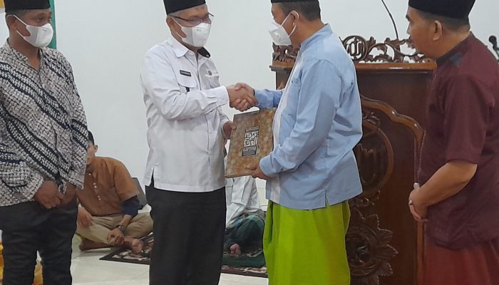 Safari Ramadhan di Masjid Nurul Jannah, Wali Kota Kendari: Esensi Puasa Untuk Mengasah Keikhlasan