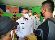 Wali Kota Kendari Serahkan Bantuan 64 Korban Bencana Alam Cuaca Eksterim