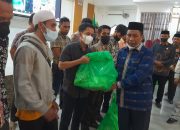 Ramadhan Berbagi, Kemenag Sultra Salurkan 73 Paket Sembako kepada Pegawai Tidak Tetap