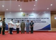 Pemprov Sultra dan PT Antam Berbagi kepada Anak Panti Asuhan dan Fakir Miskin