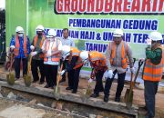 Karo Perencanaan Kemenag RI, Meletakkan Batu Pertama Pembangunan Gedung PLHUT Kendari