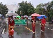 Rukun Keluarga Moronene Meriahkan Pawai Taaruf dan Etno Religi Carnaval MTQ XXIX Sultra