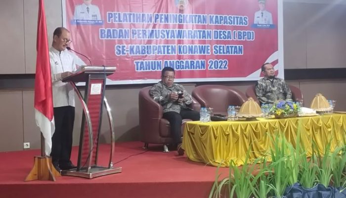 Bupati Konsel Buka Kegiatan Bimtek Peningkatan Kapasitas BPD