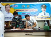 KADIN Serahkan Bantuan Tabung dan Regulator Oksigen kepada Tumah Sakit Konawe