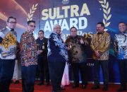 Ketua Kadin Sultra Anton Timbang Raih Penghargaan Sultra Award 2022