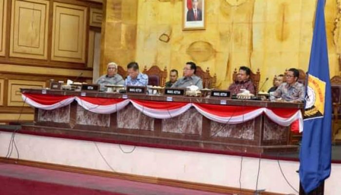 Gubernur Sultra Sampaikan Penjelasan KUA dan PPAS APBD 2023 pada Rapat Paripurna DPRD