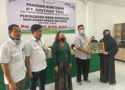 10 Mitra Binaan ANTAM UBPN Kolaka Mendapat Penghargaan Nasabah Terbaik