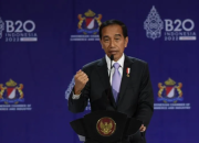 Jokowi Undang Australia Berinvestasi di Industri Baterai