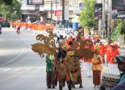 Euforia Purna Bhakti Kemenag Sultra Dengan Maskot Terindahnya Dalam Aksi Damai Kirab Rukun Bersahabat