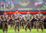 Kapolri Disematkan Baret Merah Kopassus, Wujud Sinergisitas TNI-Polri Jaga NKRI