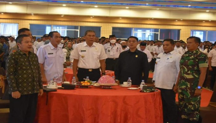 Bupati Kolaka Buka Giat Rakernis Pemerintah Desa Tahun 2022