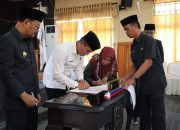 DPRD dan Pemkab Konsel Tetapkan Tiga Raperda Jadi Perda