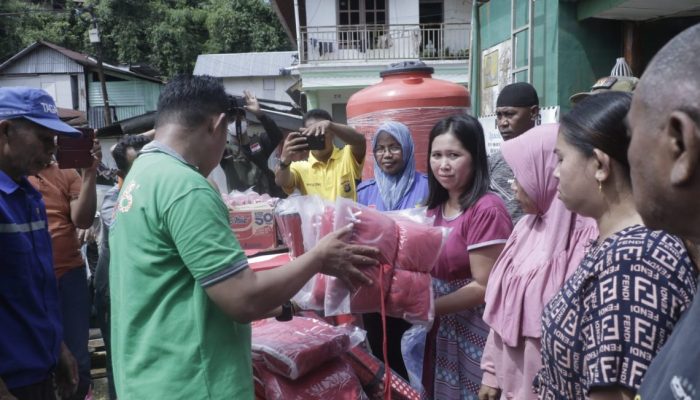 Pemkot Kendari Beri Bantuan Korban Bencana Alam di Kecamatan Kendari Barat