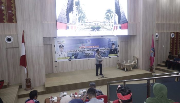 Pemkot Kendari Gelar Rakor Evaluasi dan Pengendalian Pelaksanaan Pembangunan Tahun 2022