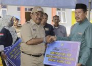 Masyarakat Kecamatan Kepulauan Masloka Raya Dapat Bantuan Dari Pemkab Bombana