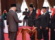 Sekprov Sultra Lantik Anggota BPRS Sultra Periode 2023-2026