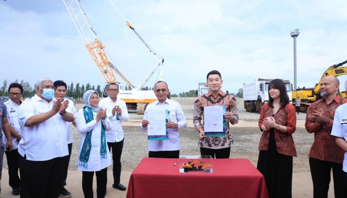 Menaker RI dan Gubernur Sultra Resmikan Training Center VDNI dan OSS