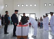 Bupati Koltim Lantik 18 Kades Terpilih di Kecamatan Lambandia dan Aere
