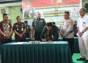 Pj Wali Kota Kendari Tanda Tangani Pakta Integritas Satuan Kerja Kodim 1417