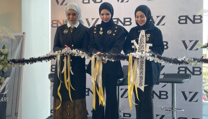 Grand Opening Store Vivi Zubedi di The Park Kendari Diserbu Customer