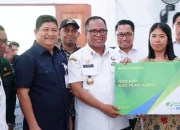 Pemkab Muna Barat Dapat Penghargaan dari BPJamsostek