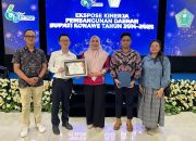 Kontribusi PAD Terbesar di Konawe, Bupati KSK Beri Penghargaan kepada PT OSS
