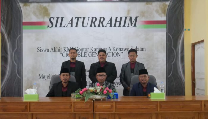 Siswa Akhir KMI Pondok Modern Darussalam Gontor Silaturahmi Bersama MUI Sultra