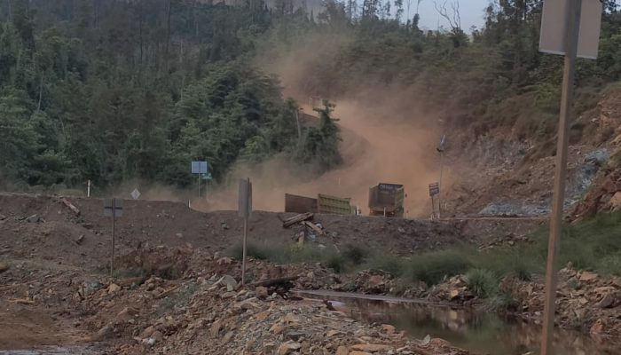 Bandel! PT BNN Diduga Buka Pemalang Jalan Hauling yang Dipasang DPRD Konut