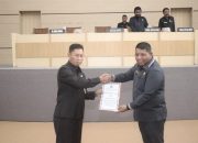 Pj Wali Kota Kendari Sampaikan Pendapat Akhir Raperda Perumda Tirta Anoa dan Raperda Narkotika