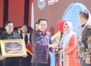 Kumpulkan PAD Melebihi Target, Pemkot Kendari Diganjar Penghargaan APBD Award 2023