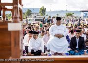Gubernur Sultra Laksanakan Salat Idulfitri di Kampung Halaman, Wagub di Mekkah