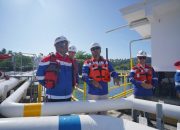 Perkuat Komitmen HSSE di Lapangan, Komut Pertamina Patra Niaga Tinjau Sarfas Pertamina di Sulut