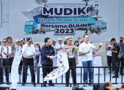 Menteri BUMN Bersama Menteri Perhubungan Lepas Ribuan Pemudik BUMN dari GBK