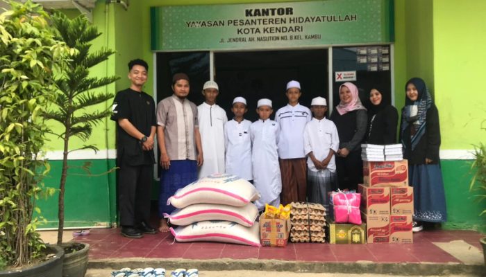 The Park Kendari Berbagi, Berikan Bantuan CSR kepada Pesantren dan Panti Asuhan