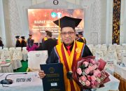 Raih Gelar Doktor, Ridwan Badallah Catut Nilai Terbaik pada Program Pascasarjana