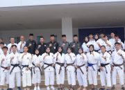 Pj Wali Kota Kendari Lepas 27 Atlet Kempo Ikut Kejurnas di Makassar