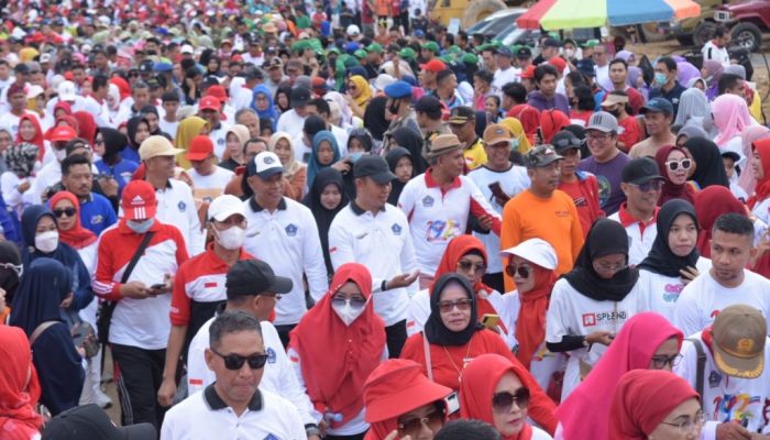 Ribuan Peserta Ikuti Jalan Sehat, Ramaikan Perayaan HUT Kota Kendari ke-192