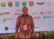 Bupati Konawe KSK di Moment Indonesia Maju Expo dan Forum 2023 Terima Penghargaan dari Mendagri