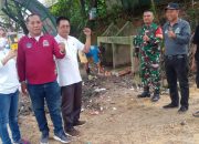 Bongkar TPS di Kelurahan Baruga, DLHK Kota Kendari Imbau Warga Buang Sampah Tepat Waktu